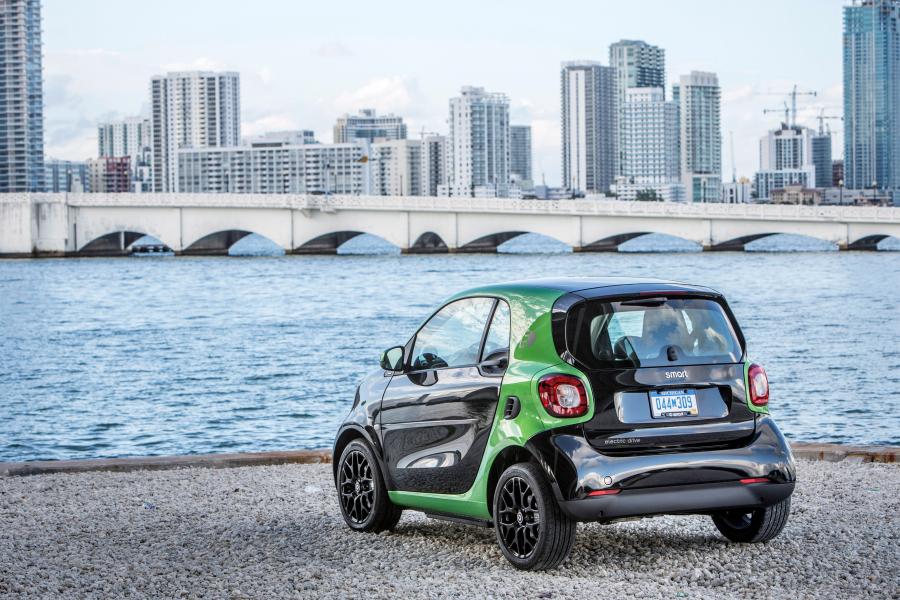  Smart ForTwo Prime Coupe Electric Drive 2016 года  (NA) (фото 4 из 30)